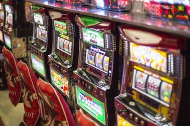mineral toto live dealer casino tables on mobile device